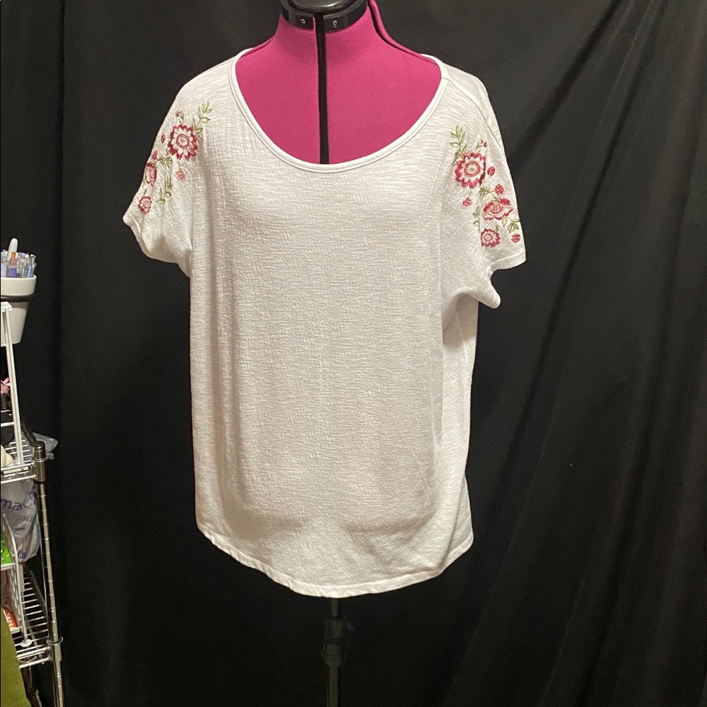 EUC Sweet Violet Boho White floral Embroidered Short Sleeve  Top XL